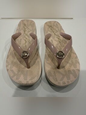 Michael Kors Blush Patent Logo Thong Sandals